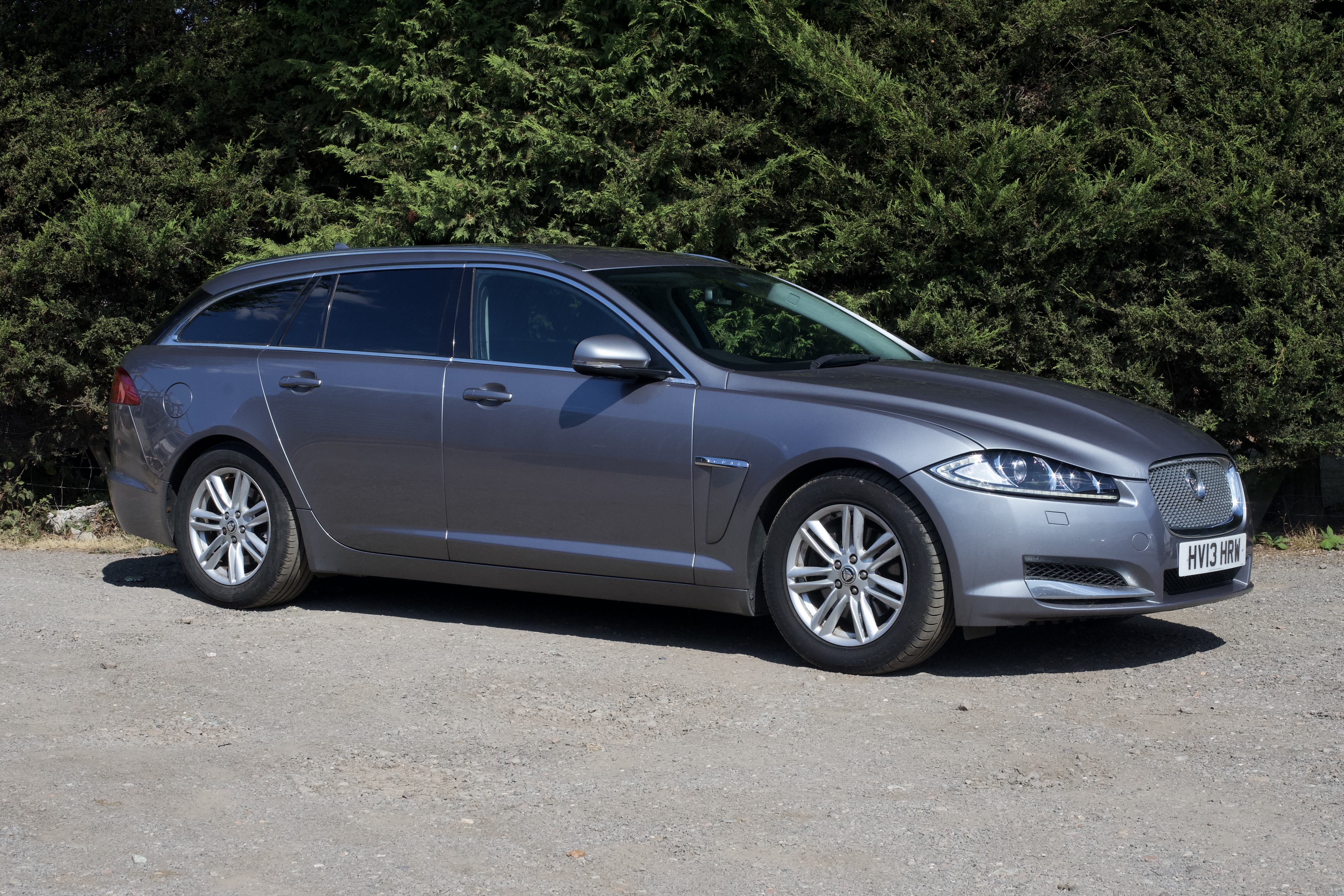 Jaguar XF 3.0d V6 Luxury Sportbrake Auto Euro 5 (s/s) 5dr (2013)