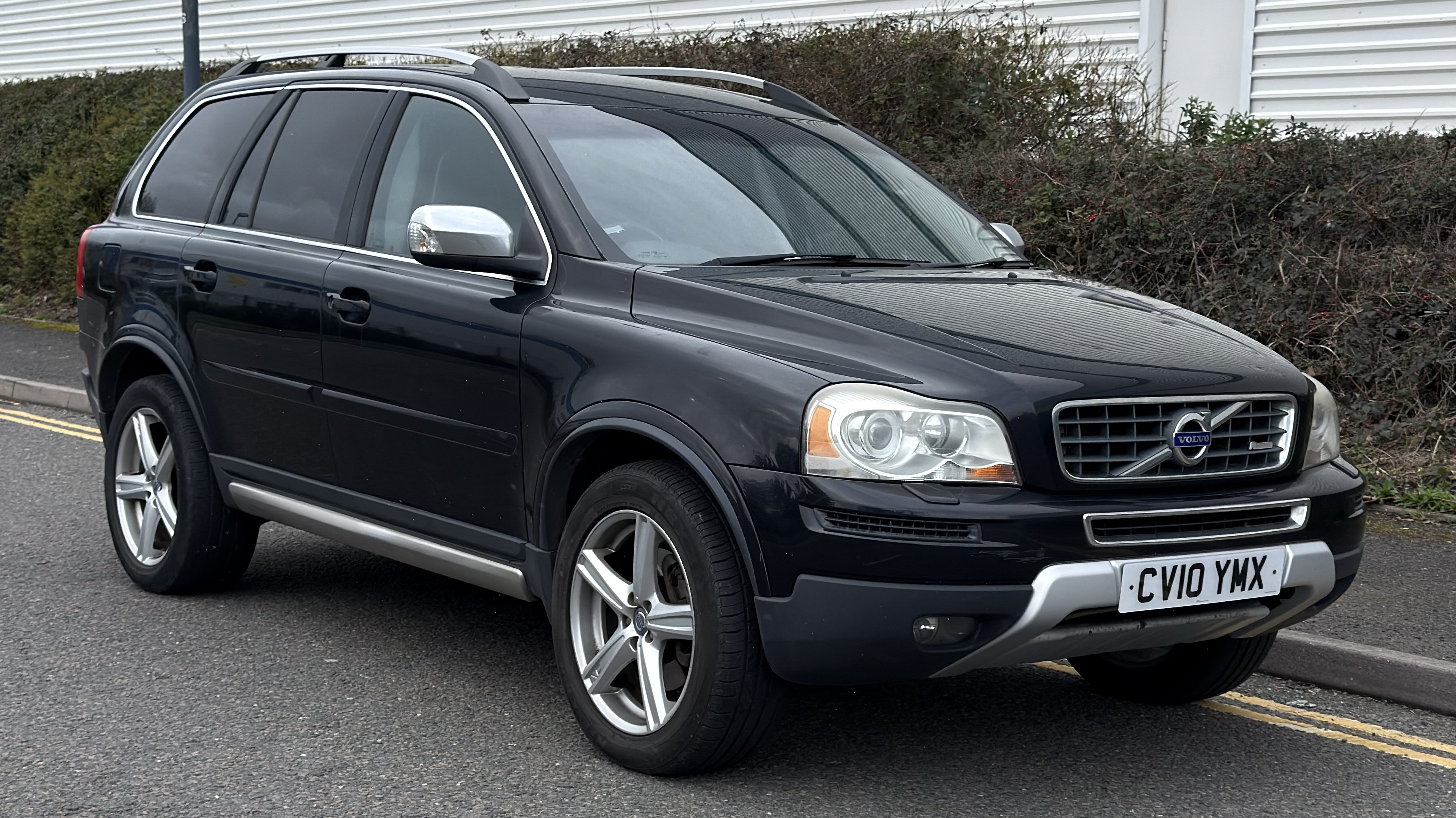 Volvo XC90 2.4 D5 R-Design SE (Premium Pack) Geartronic AWD 5dr (2010)
