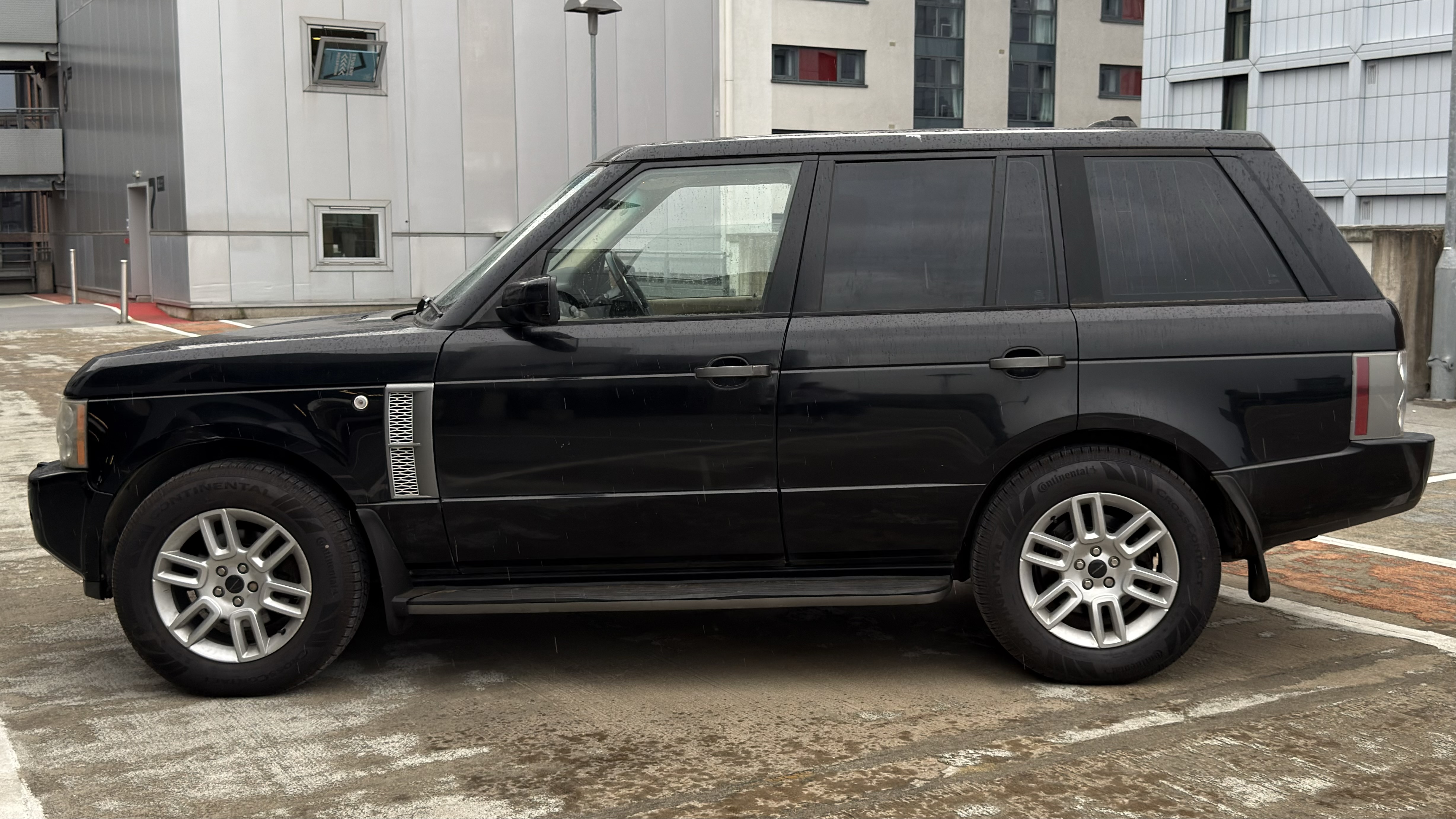 Land Rover Range Rover 4.4 V8 Vogue SE Auto 4WD Euro 4 5dr (2005)