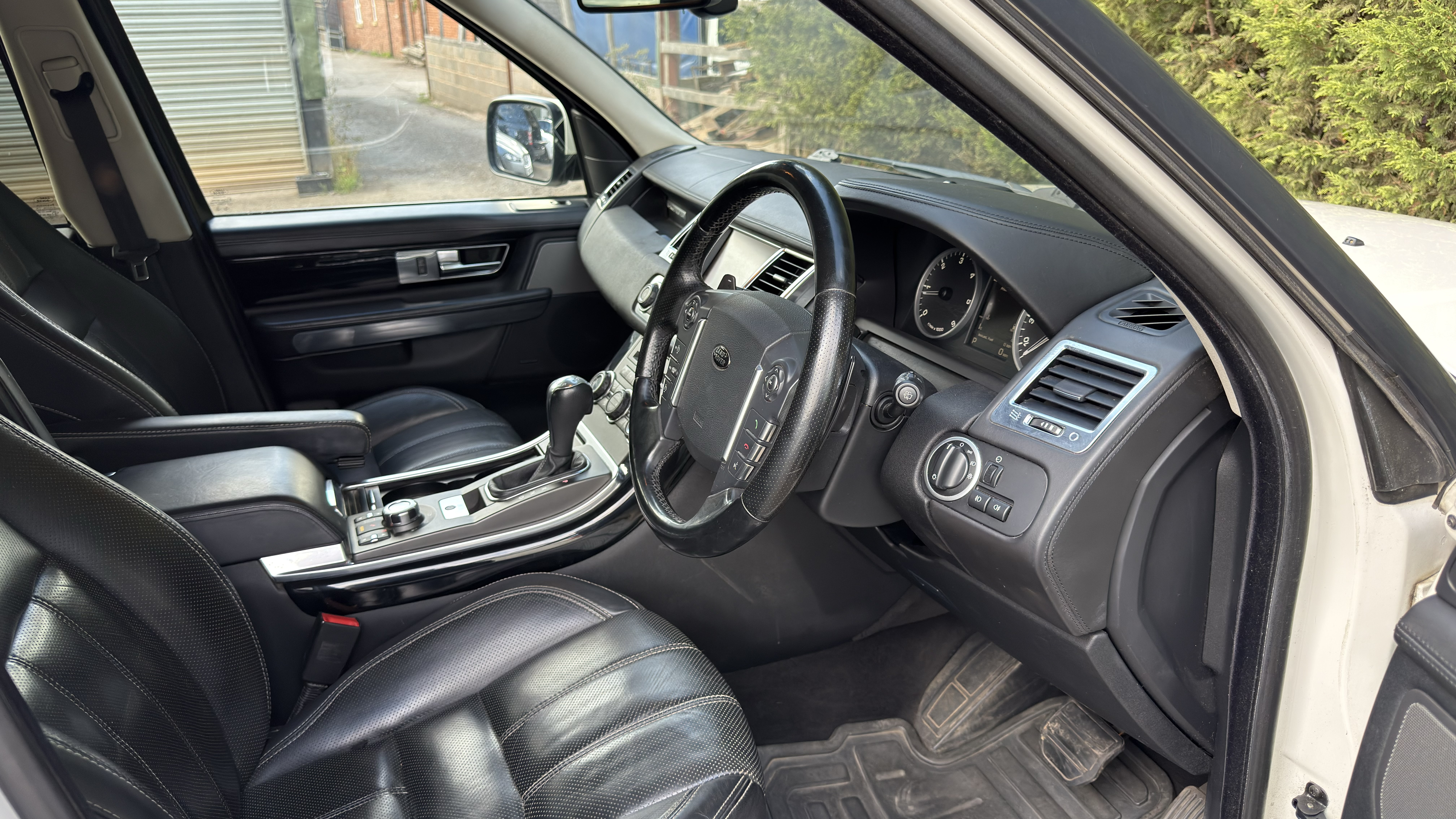 Land Rover Range Rover Sport 3.6 TD V8 HSE CommandShift 4WD (2010)