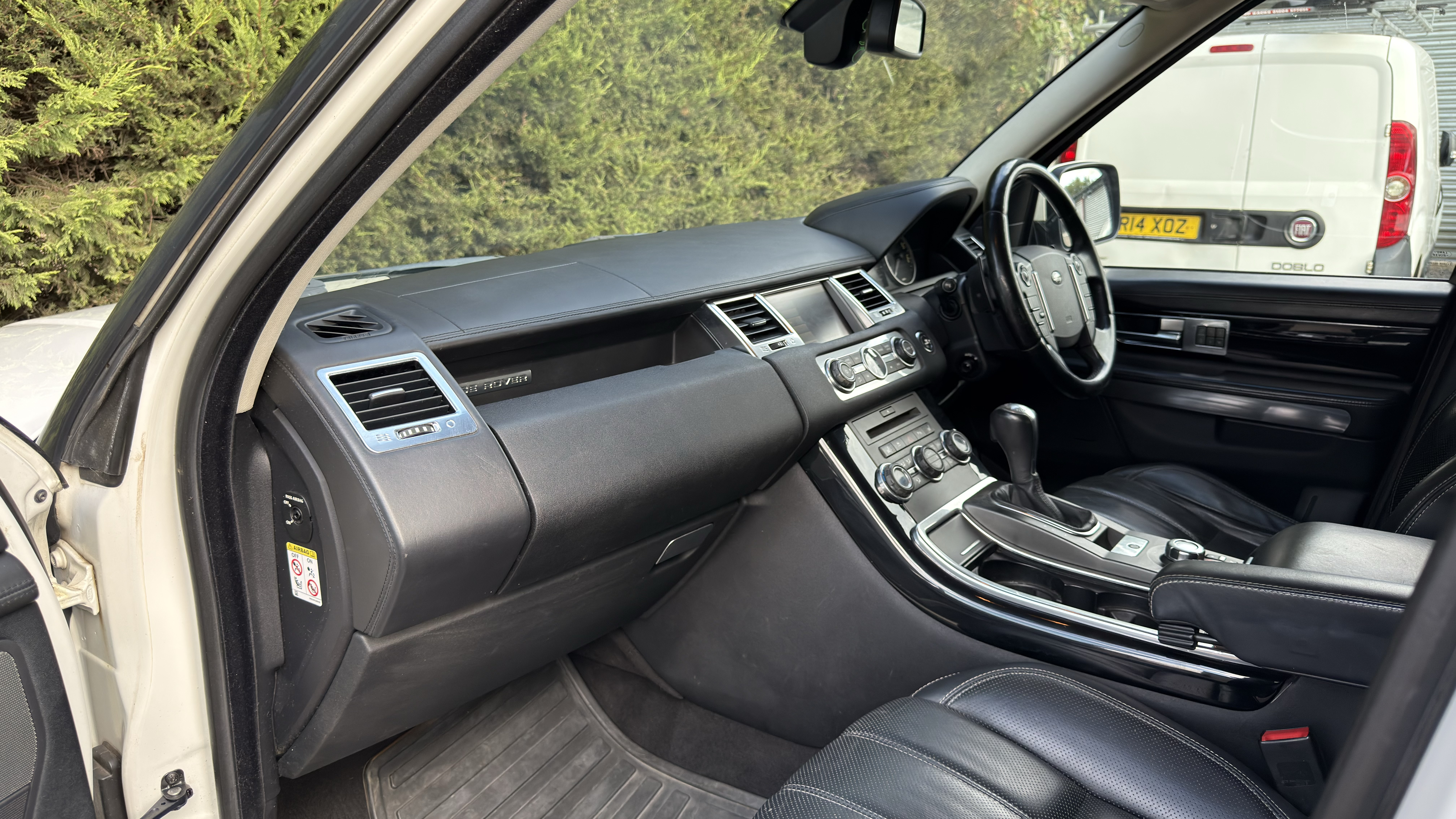 Land Rover Range Rover Sport 3.6 TD V8 HSE CommandShift 4WD (2010)