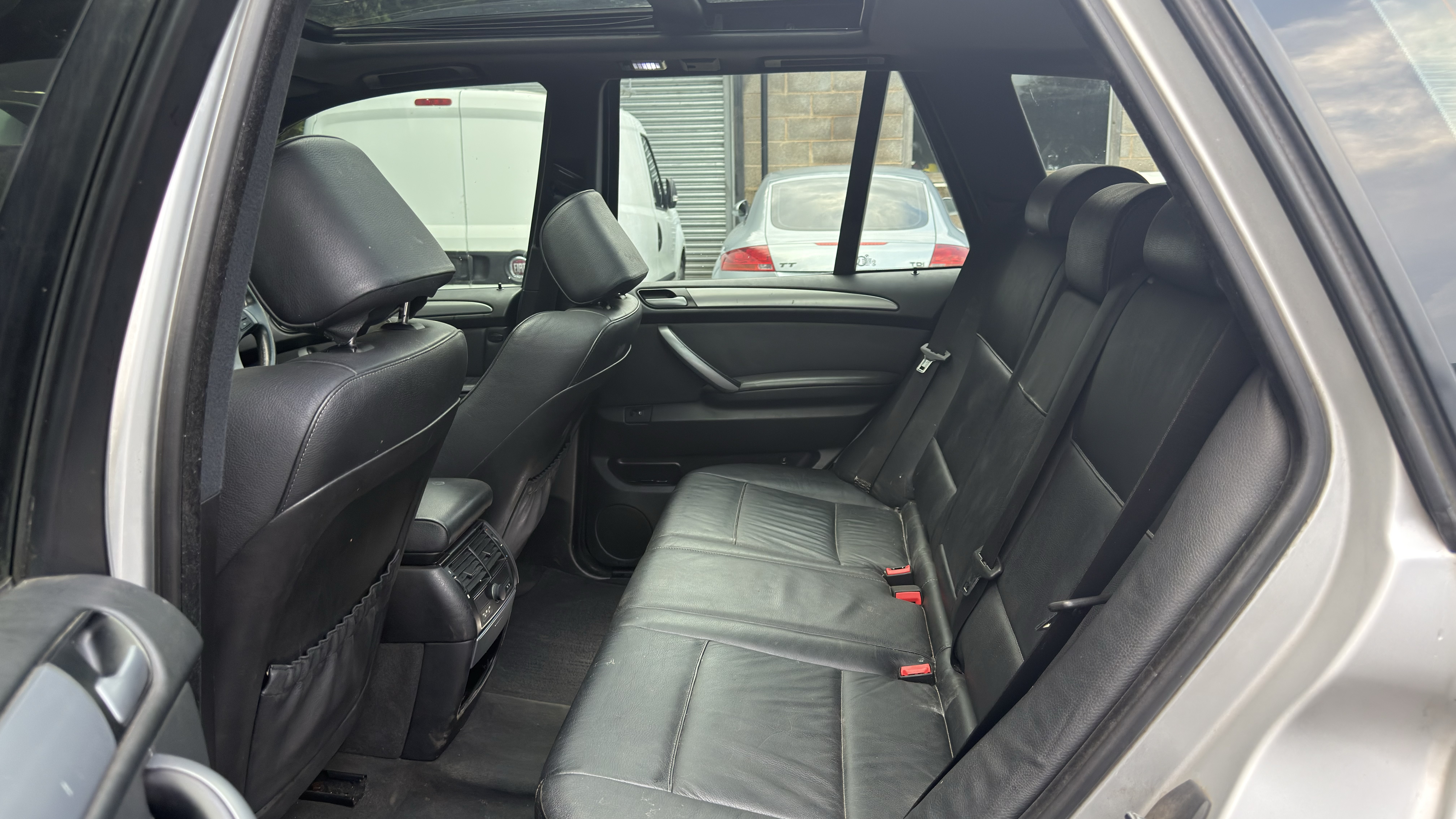 BMW X5 3.0i Sport Exclusive Edition Auto 4WD Euro 3 (2005)