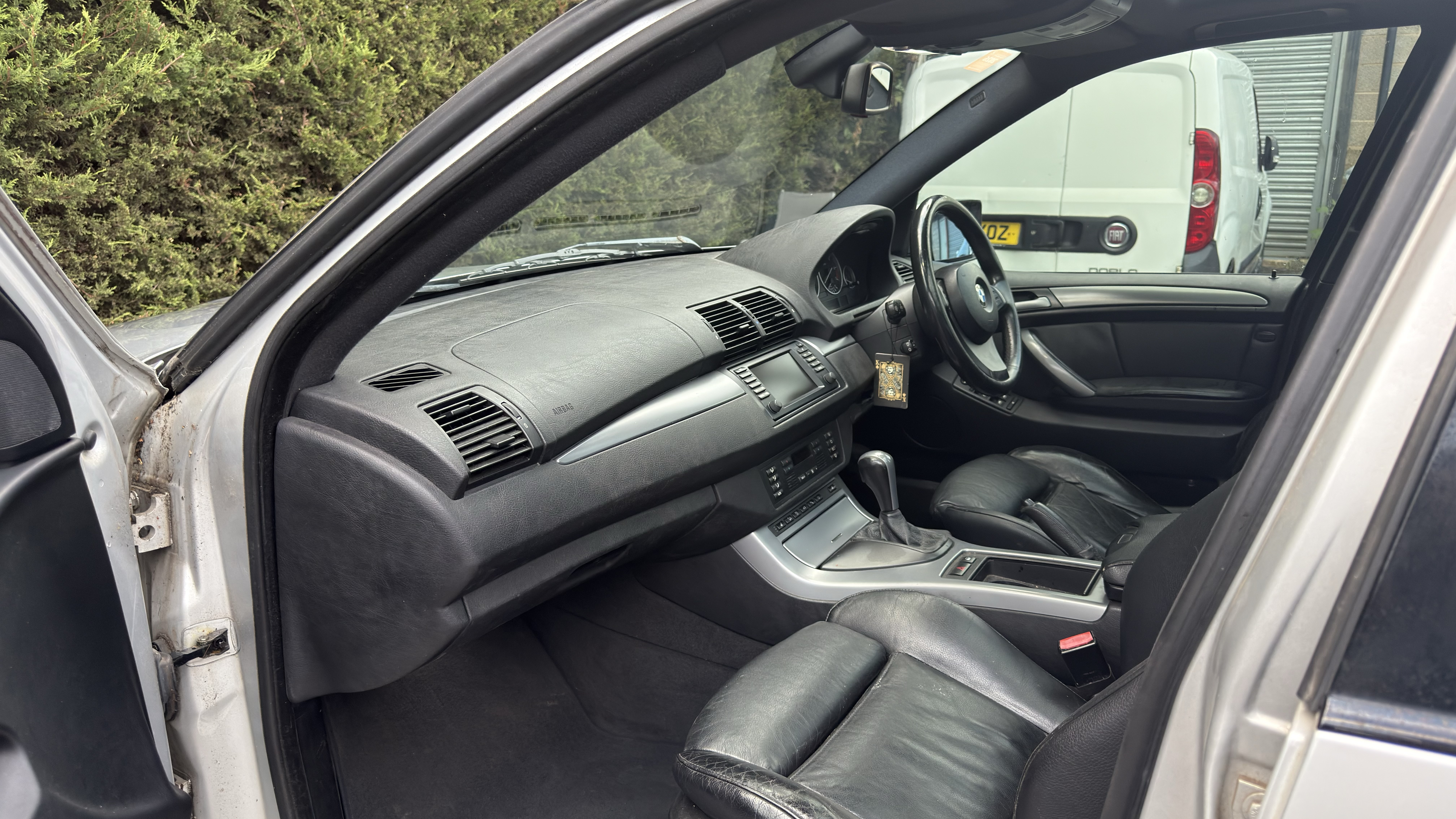 BMW X5 3.0i Sport Exclusive Edition Auto 4WD Euro 3 (2005)