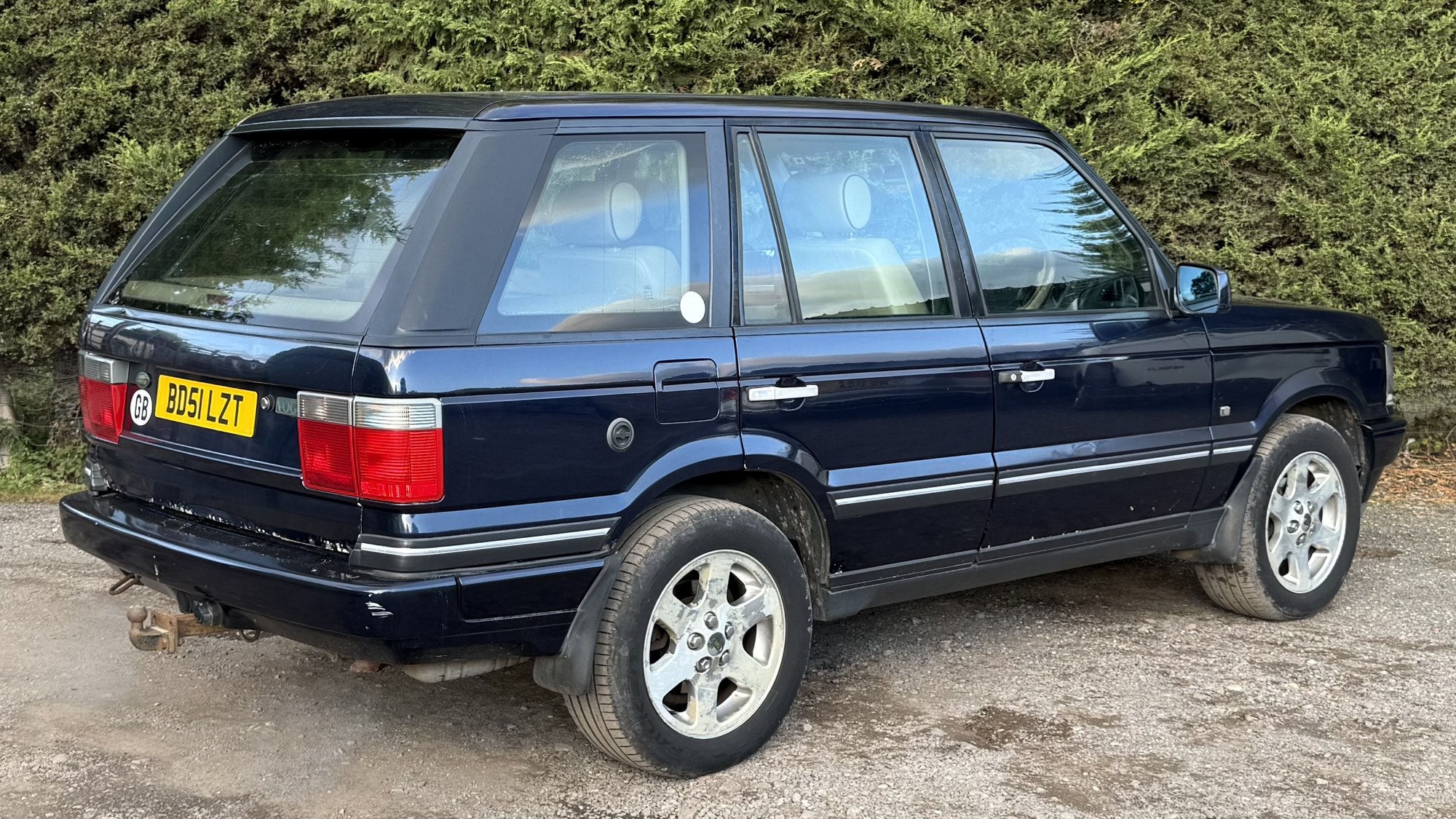 Land Rover Range Rover 4.6 V8 Vogue Station Wagon 5dr (2001) image 3