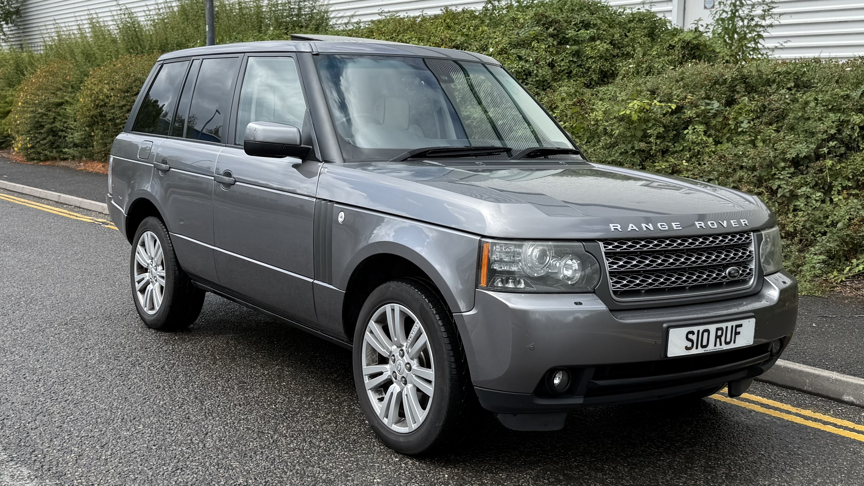 Land Rover Range Rover 3.6 TD V8 Vogue Auto 4WD Euro 4 5dr (2010)
